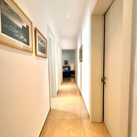 Appartamento Luxury 3br Apt With Seaview
