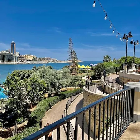 Luxury 3br Apt With Seaview * Sliema